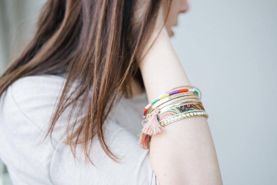 Pourquoi porter un bracelet d’amitié et quel est leur signification ?