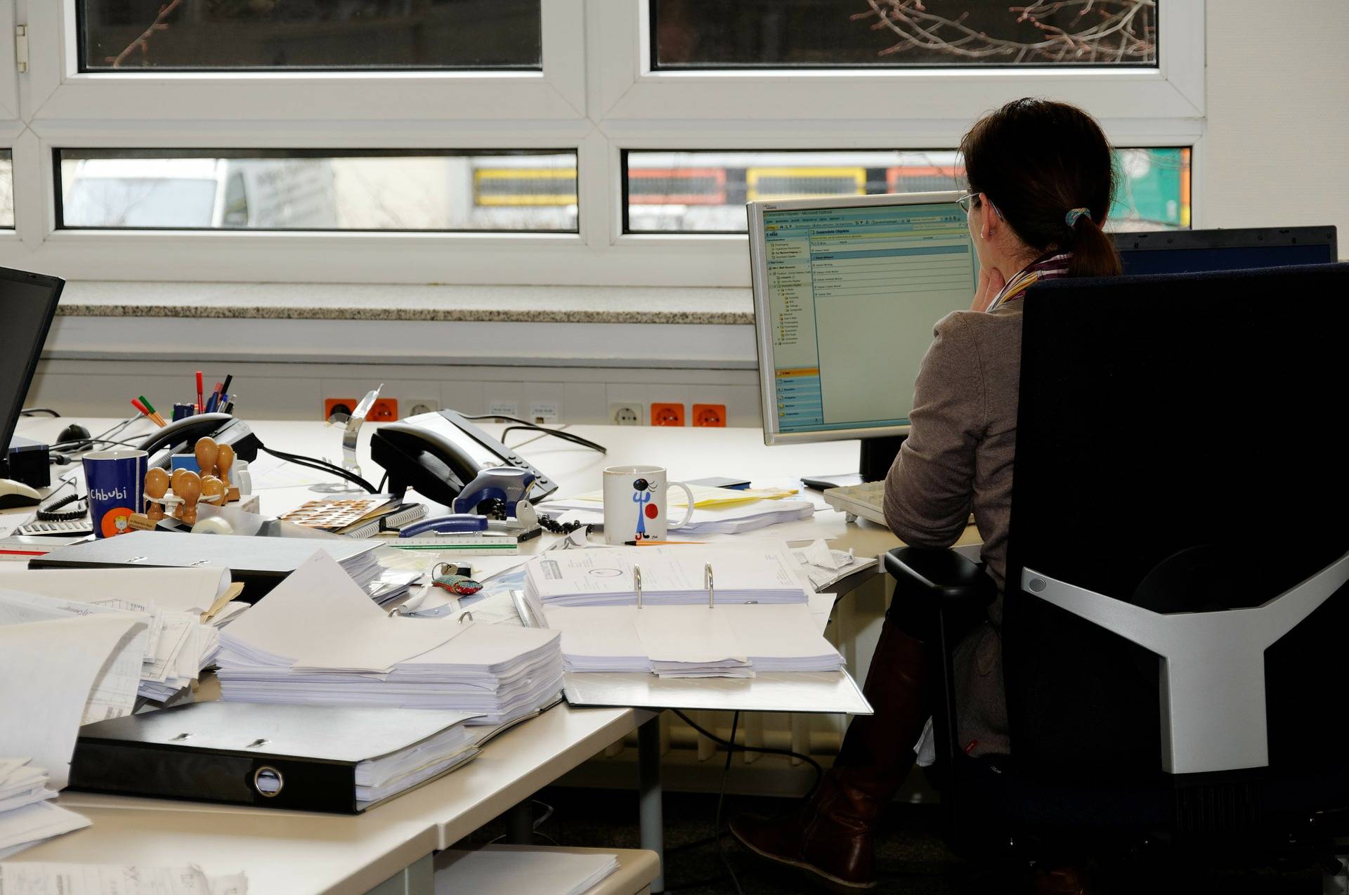 Pourquoi externaliser des tâches administratives en entreprise ?
